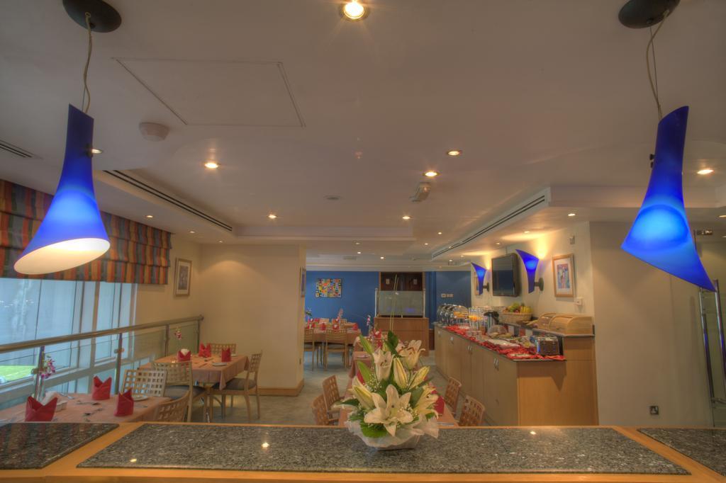 Al Diar Palm Hotel Apartments アブダビ エクステリア 写真